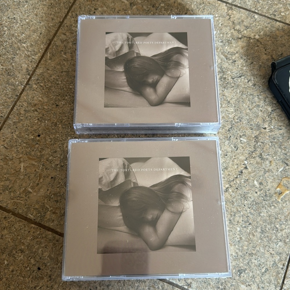 “The Bolter” The Tortured Poets Department + Bonus Track The Bolter